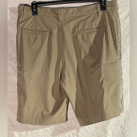 Callaway Men's Optimum Performance Khaki Golf Shorts Size 38 - Picture 2 of 3